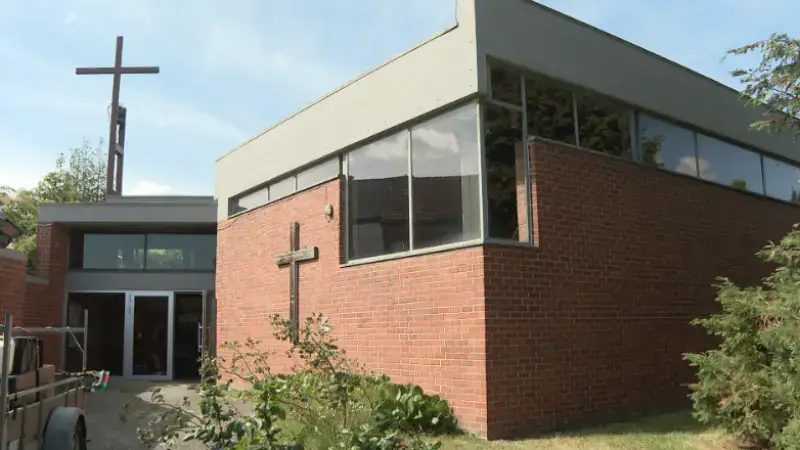 Kerkraad organiseert voortaan bezinningsvieringen in Sint-Caroluskerk in Holsbeek