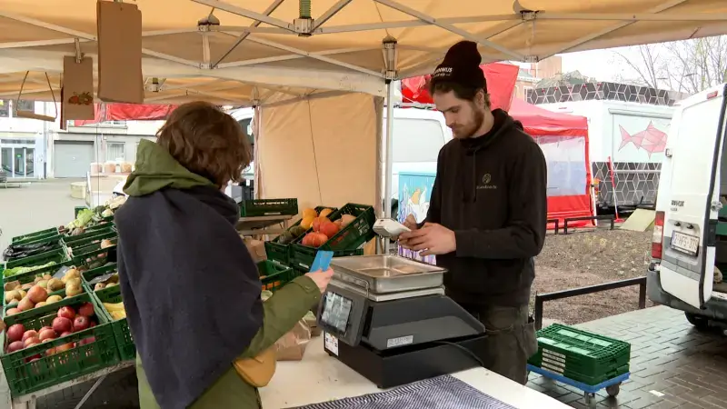 Leuvense vrijdagsmarkt verhuist tijdens Leuven kermis