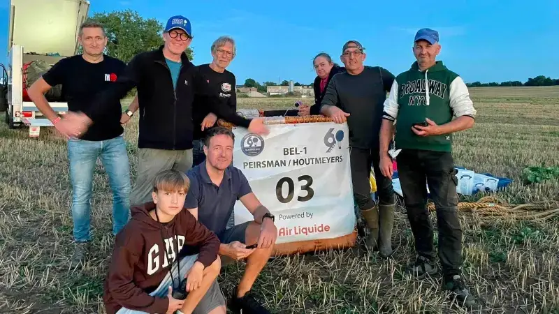 Na tocht van 756km moet ballonvaarder Kris Houtmeyers uit Molenstede noodgedwongen landen tijdens Gordon Bennett Race: "Beetje zuur, maar onvergetelijk avontuur"