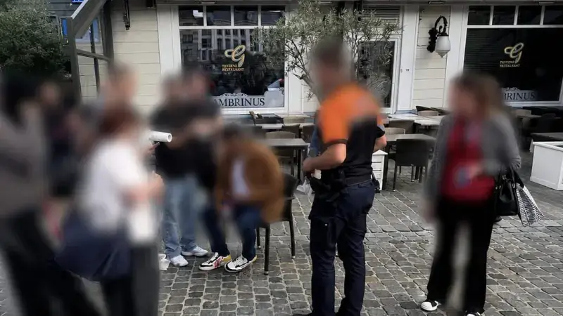 Congolese journalist aangevallen op de Grote Markt in Tienen: "Een zware hoofdwonde als gevolg"