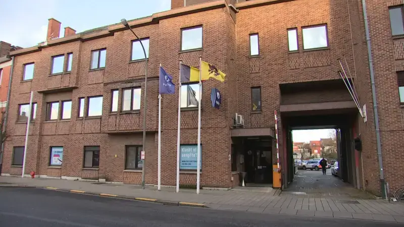 Politiezone Getevallei waarschuwt voor oplichters die zich voordoen als politieagenten