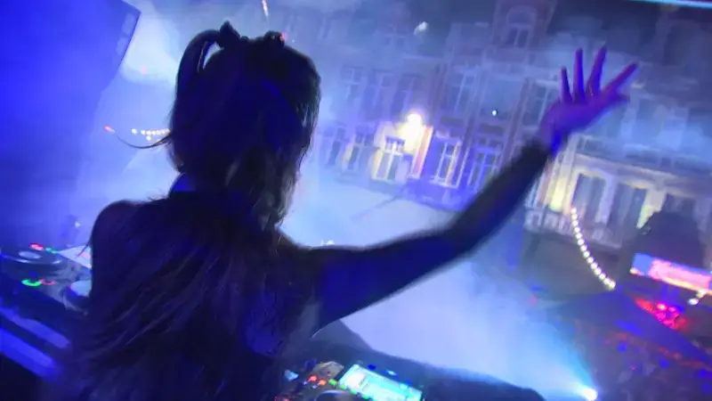 Amber Broos geeft vrijdag een gratis show op de Oude Markt