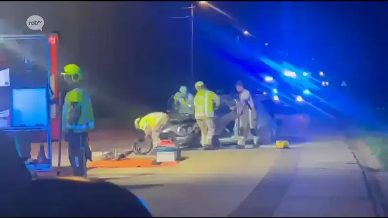Dronken vrouw uit Scherpenheuvel-Zichem (40) knalt met wagen frontaal tegen andere bestuurster in Bekkevoort