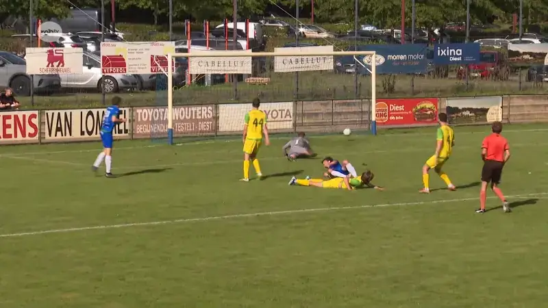 Benji Commers legt er 4 in het mandje tegen Lille, FC ATO hakt Kempenploeg in de pan (6-1)