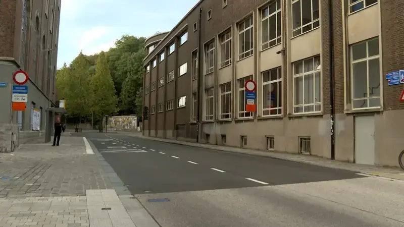 Stad Leuven huldigt Léon Verhelststraat in ter ere van voormalig brouwerijdirecteur