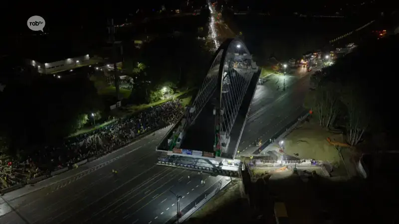 E40 opnieuw open, nieuwe brug ligt over snelweg in Bertem