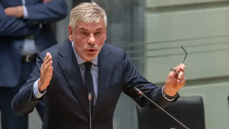 Aangekondigde betoging van Filip Dewinter en nationalistische studentenvereniging NSV op Grote Markt in Leuven gaat vanavond toch niet door