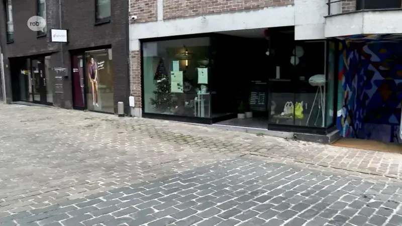 Voetgangerdoorsteek tussen Diestsestraat en Roland Renskade in Aarschot is vernieuwd
