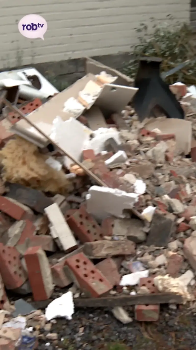 Twintiger knalt met auto tegen huis in Keerbergen