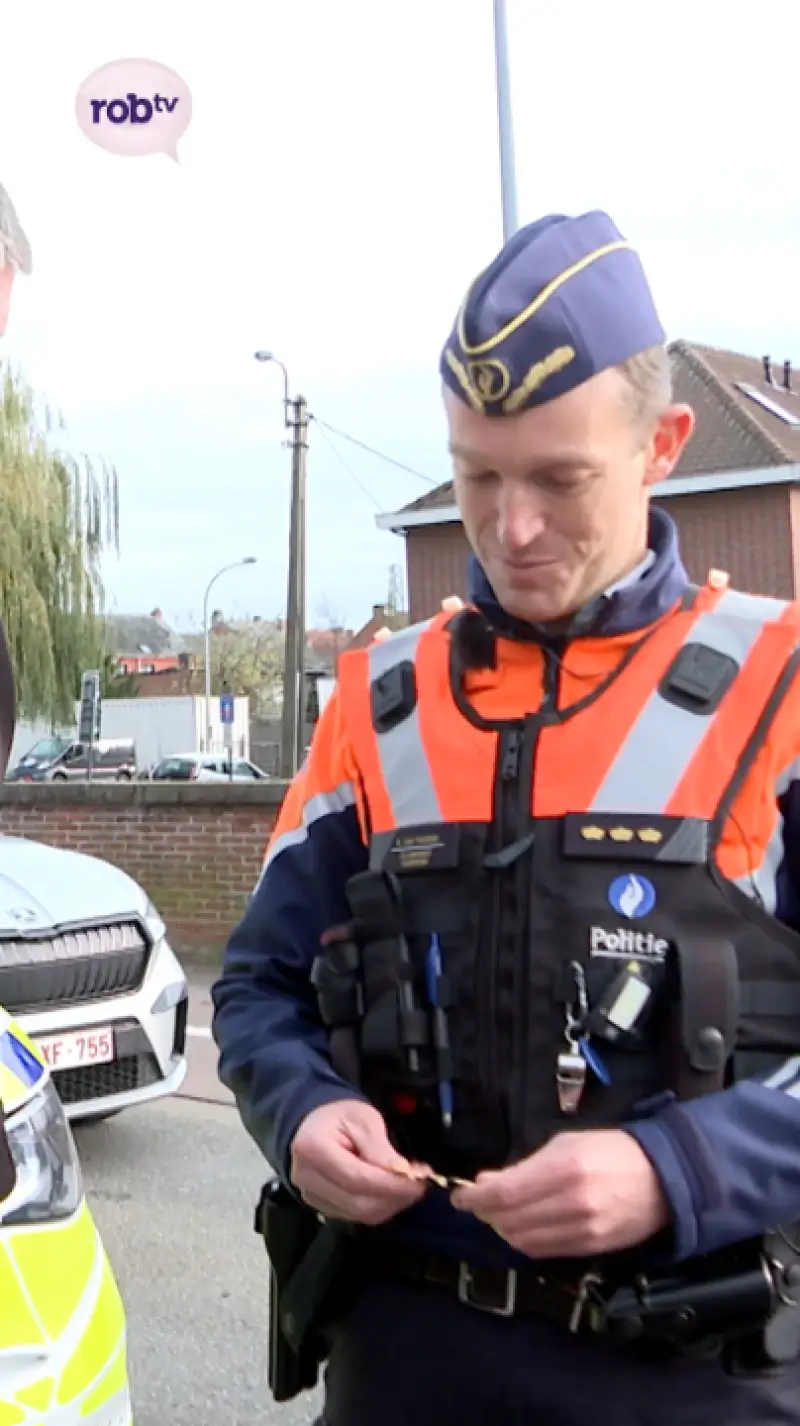 Omdat de campagne dertig jaar bestaat, krijgen dertig bestuurders in heel Vlaanderen een gouden sleutelhanger. Een van die dertig gelukkigen is Guido Van de Zande uit Wolfsdonk