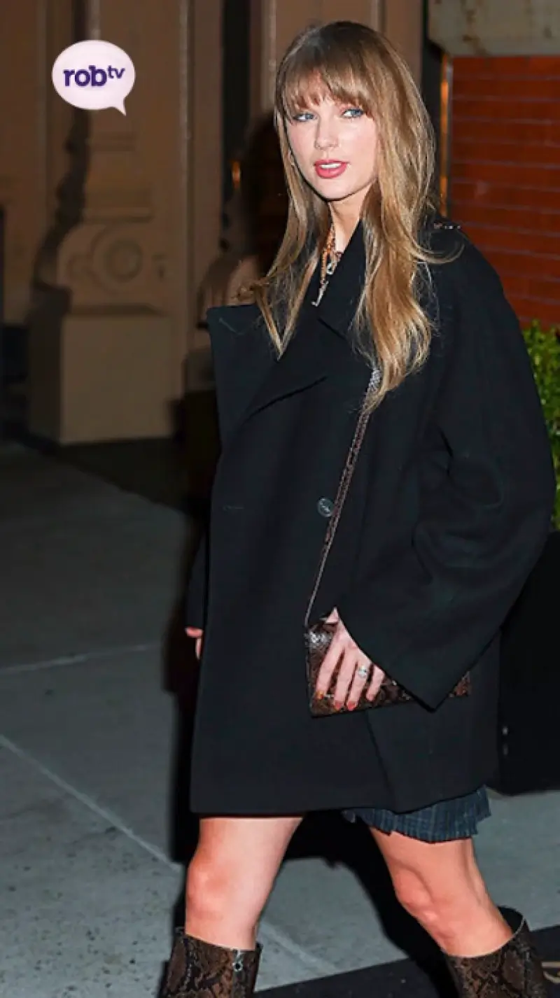 Taylor Swift draagt laarzen en handtas gemaakt van Tiense schimmel!