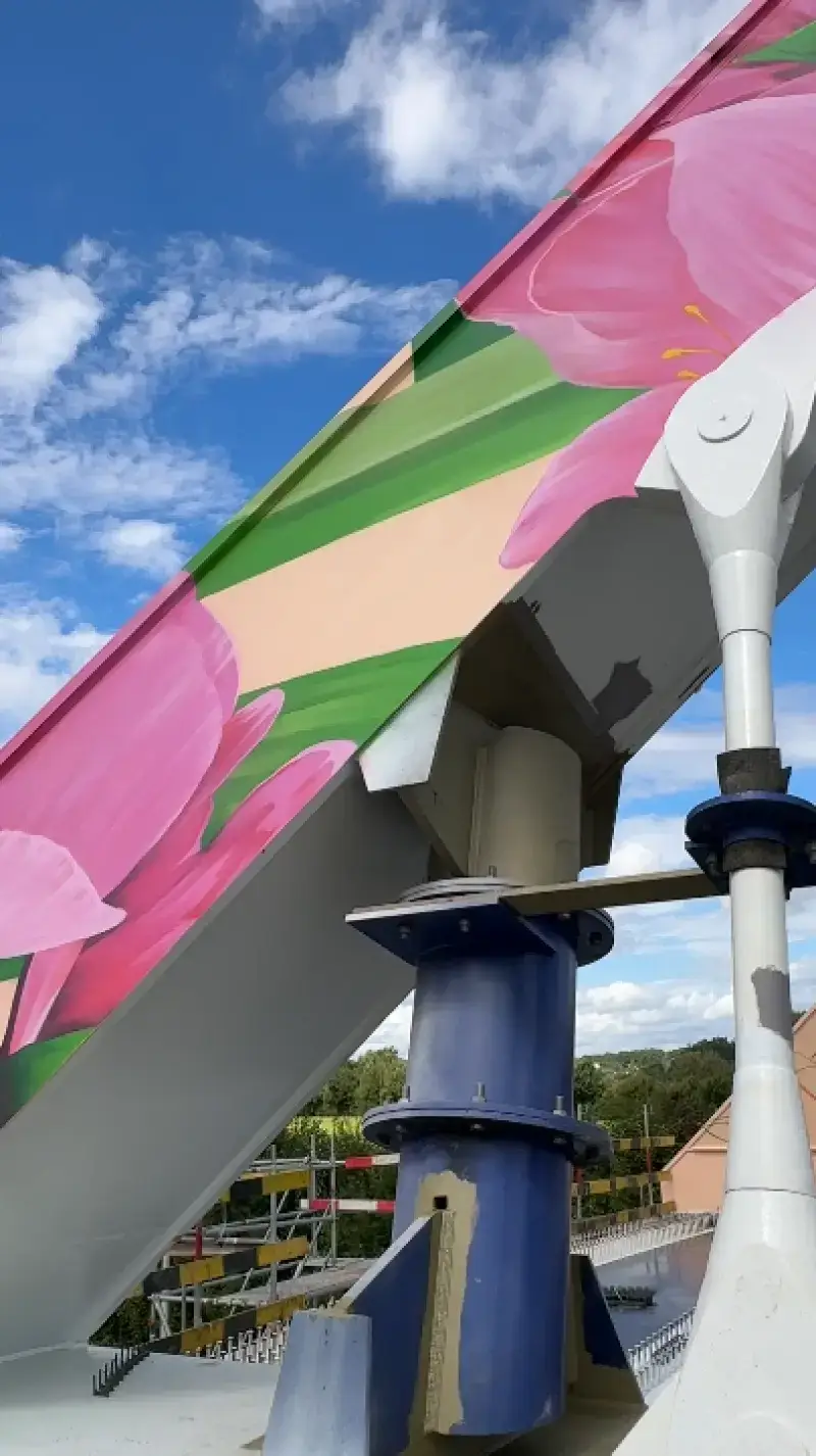 Graffiti art op een brug!