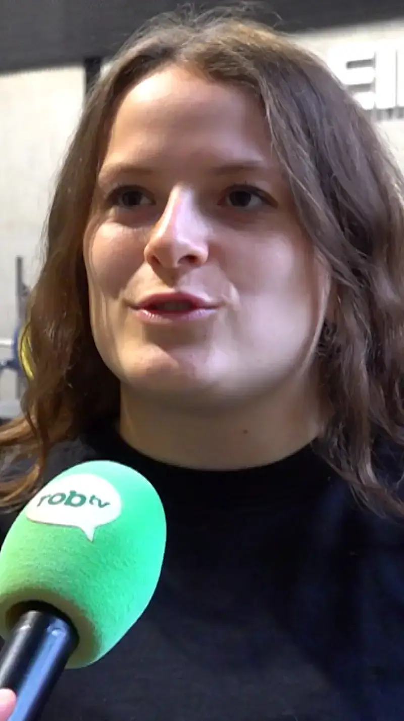 Luna Coronado uit Leuven is wereldkampioene powerliften en wereldrecordhoudster squatten!