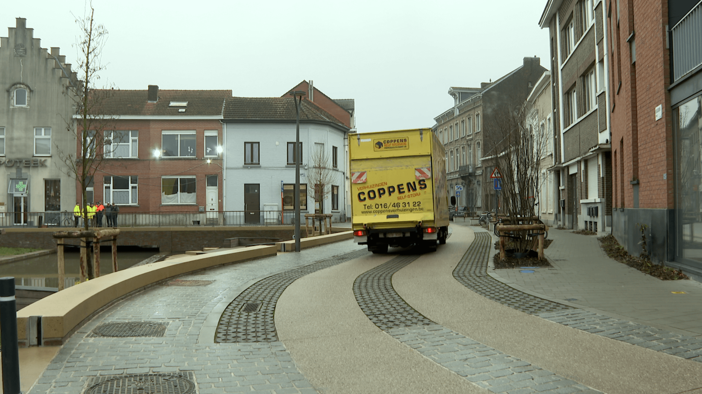 <i>Het verkeer kan het stadscentrum via 't Schip alleen uitrijden </i>