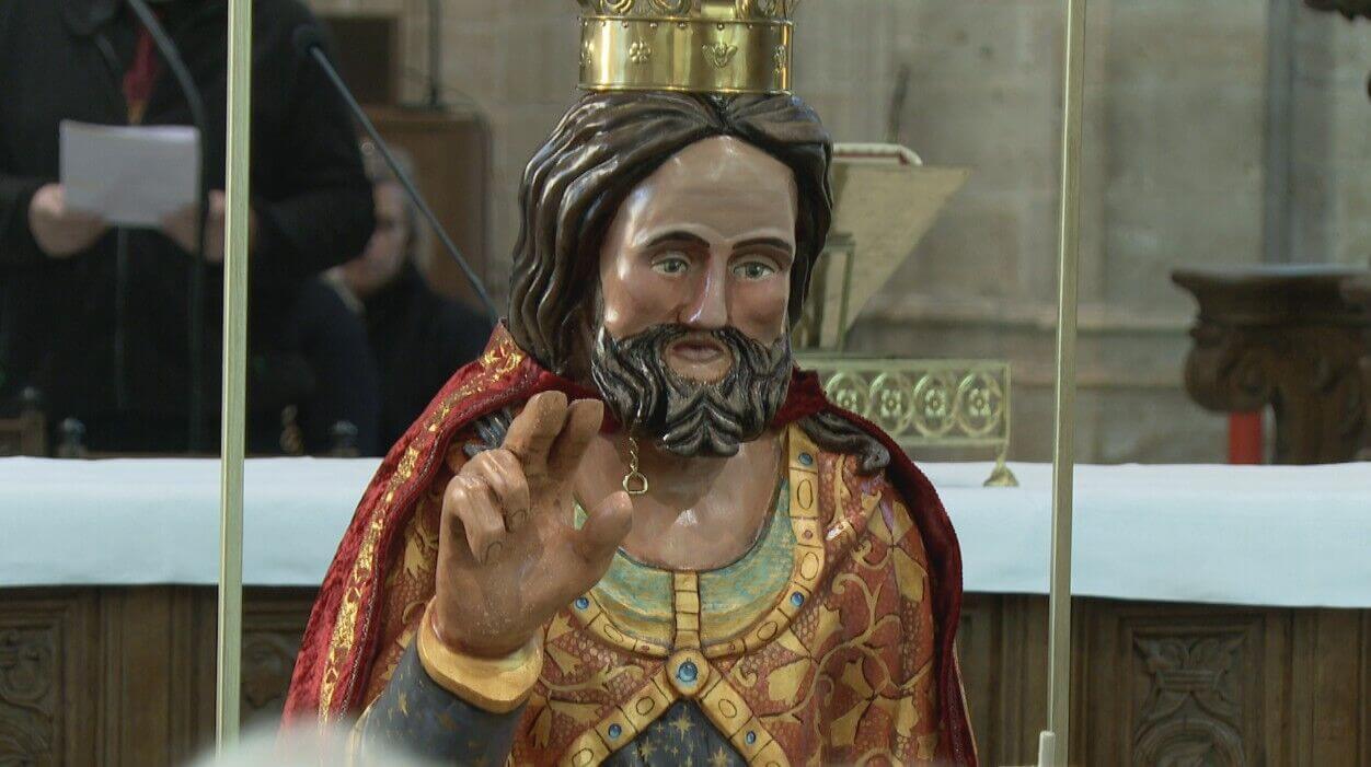 De replica van het beeld